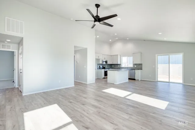 $389,990 | 1707 North Birch Street, Jerome, ID 83338