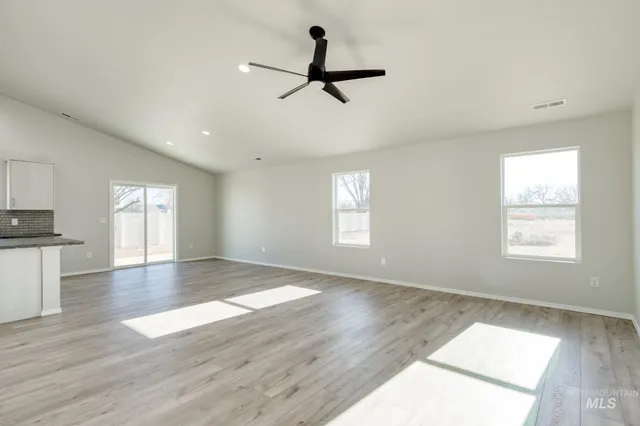 $389,990 | 1707 North Birch Street, Jerome, ID 83338