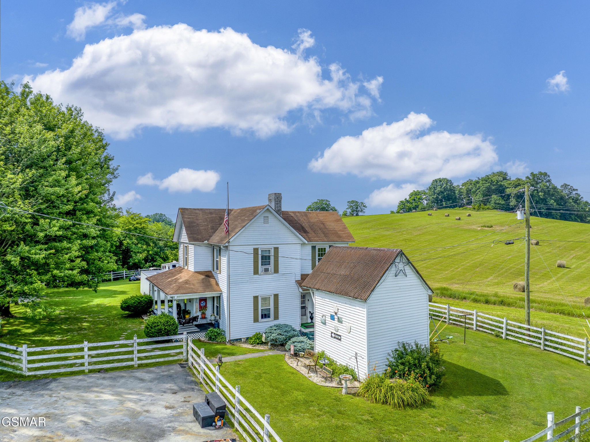 871 Hinkle Road Dandridge, TN 37725 - Photo 37 of 50 Gallery Image 37