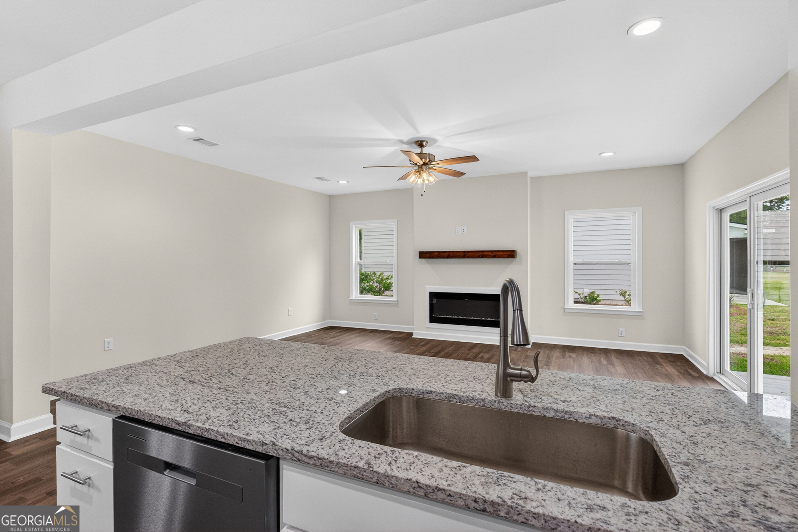1149 Mayflower Road Northeast Townsend, GA 31331 - Photo 10 of 32