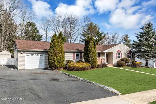 $759,900 | 50 Westbrook Road, Howell, NJ 07731