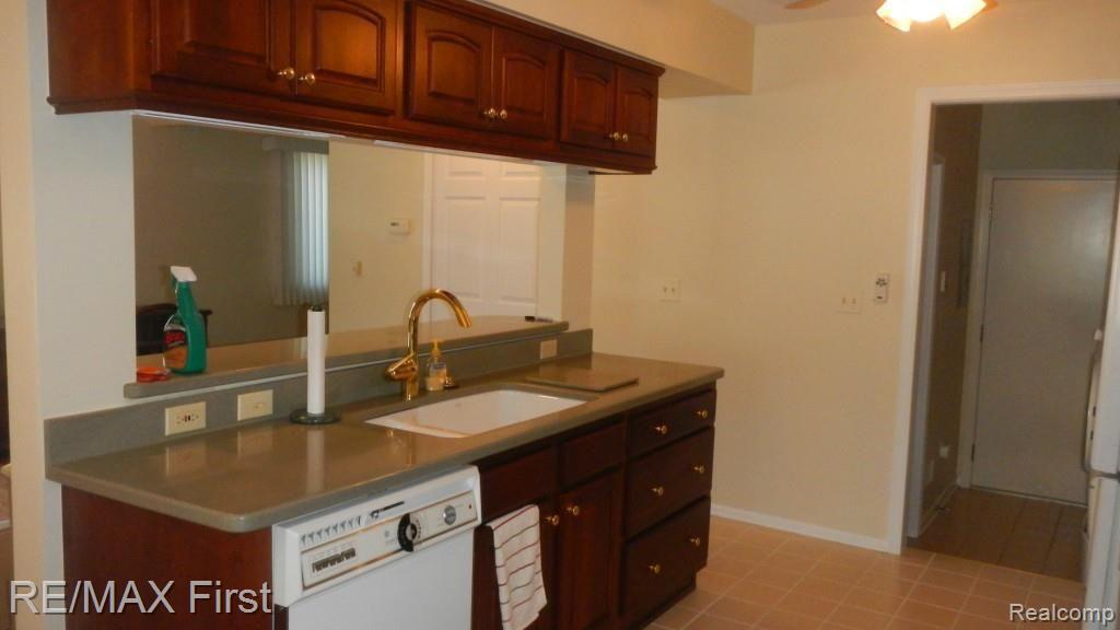 151 Milton Road Algonac, MI 48001 - Photo 18 of 30 DSCN3634.jpg