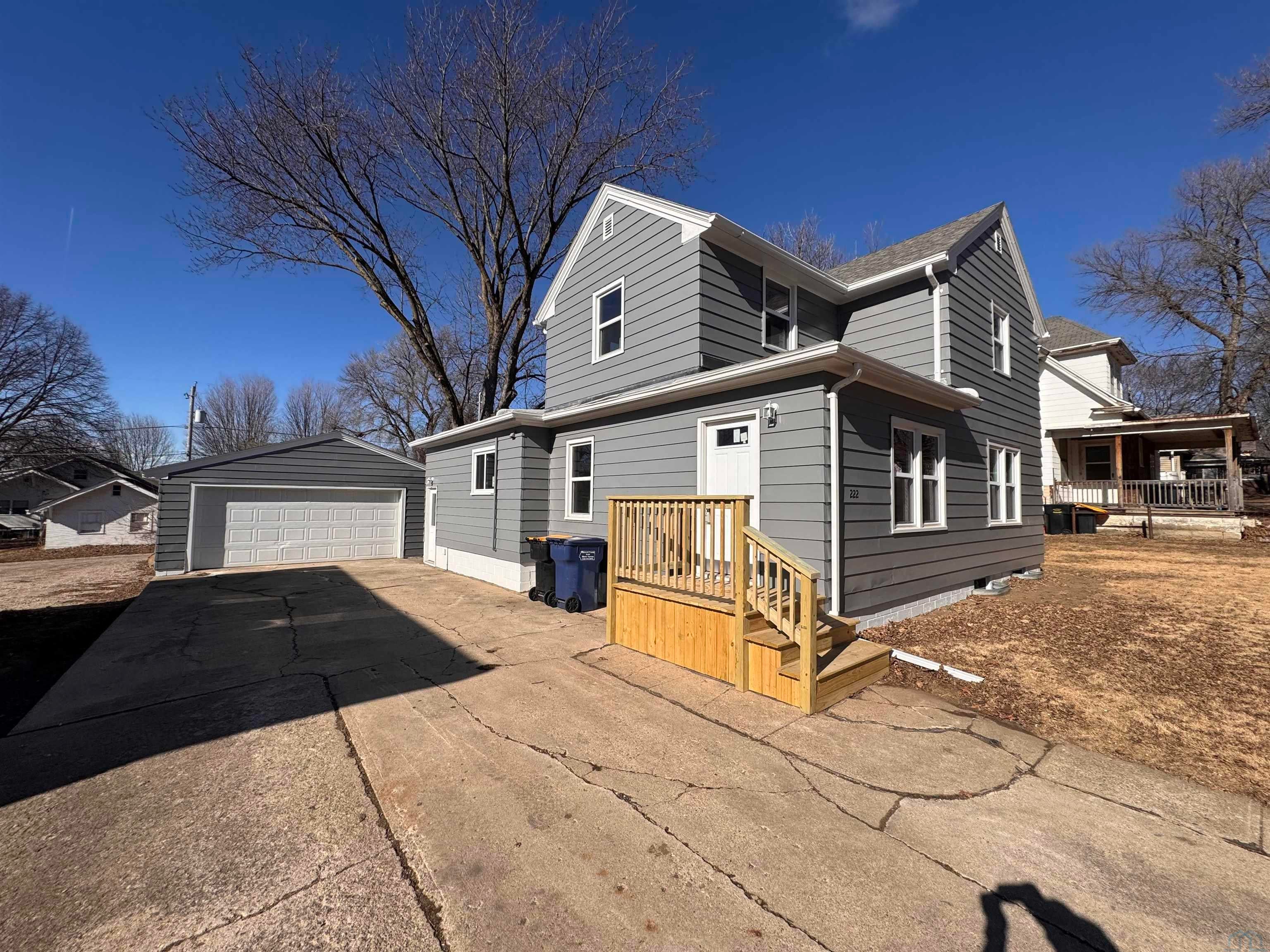 222 Rutland Street Kingsley, IA 51028 - Photo 2 of 26 Gallery Image 2