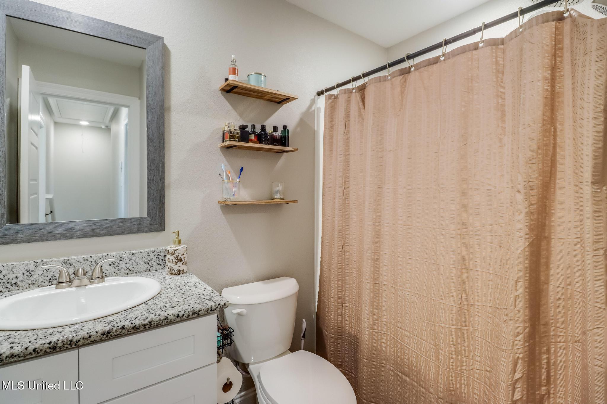 13337 Kelly Street, Unit 5 Gulfport, MS 39503 - Photo 15 of 19 Photo Feb 03 2026, 3 08 38 PM (2)