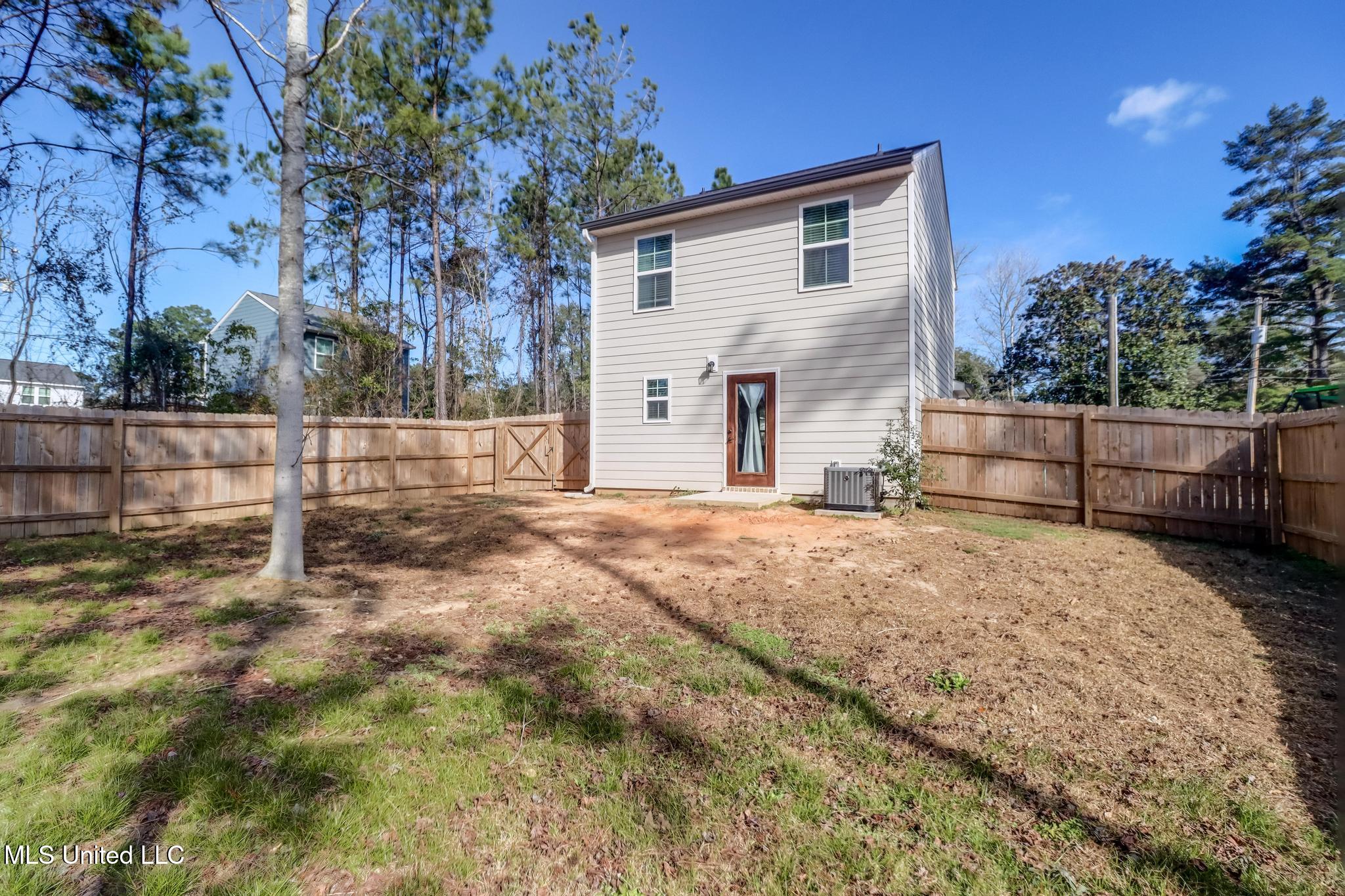 13337 Kelly Street, Unit 5 Gulfport, MS 39503 - Photo 17 of 19 Photo Feb 03 2026, 3 10 53 PM (2)