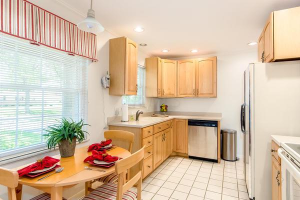 2720 Montcalm Road Columbus, OH 43221 - Photo 5 of 23