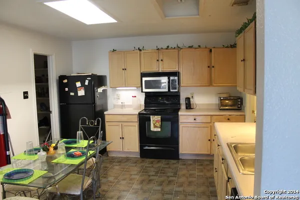 $1,650 | 6715 Campus Meadow Drive, Converse, TX 78109
