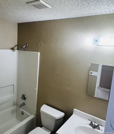 $1,650 | 6715 Campus Meadow Drive, Converse, TX 78109