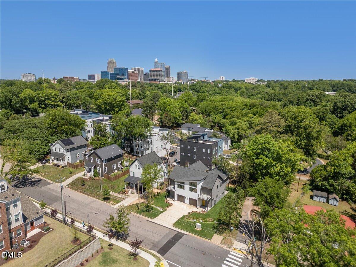 541 Bragg Street Raleigh, NC 27601 - Photo 40 of 44 an aerial view of multiple house