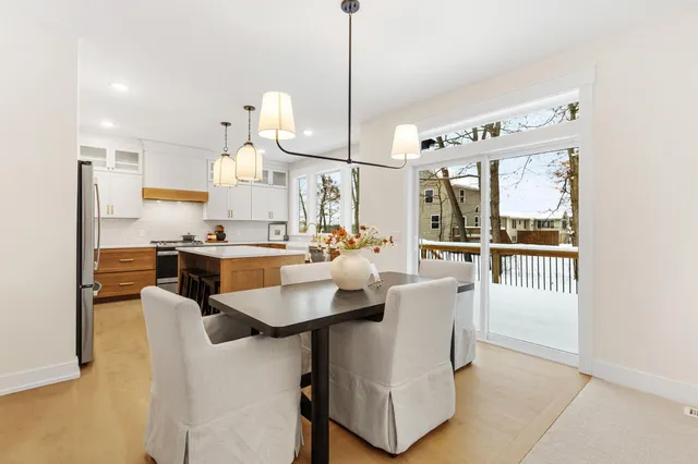 $724,900 | 1942 Creekside Drive Southwest, Byron Center, MI 49315