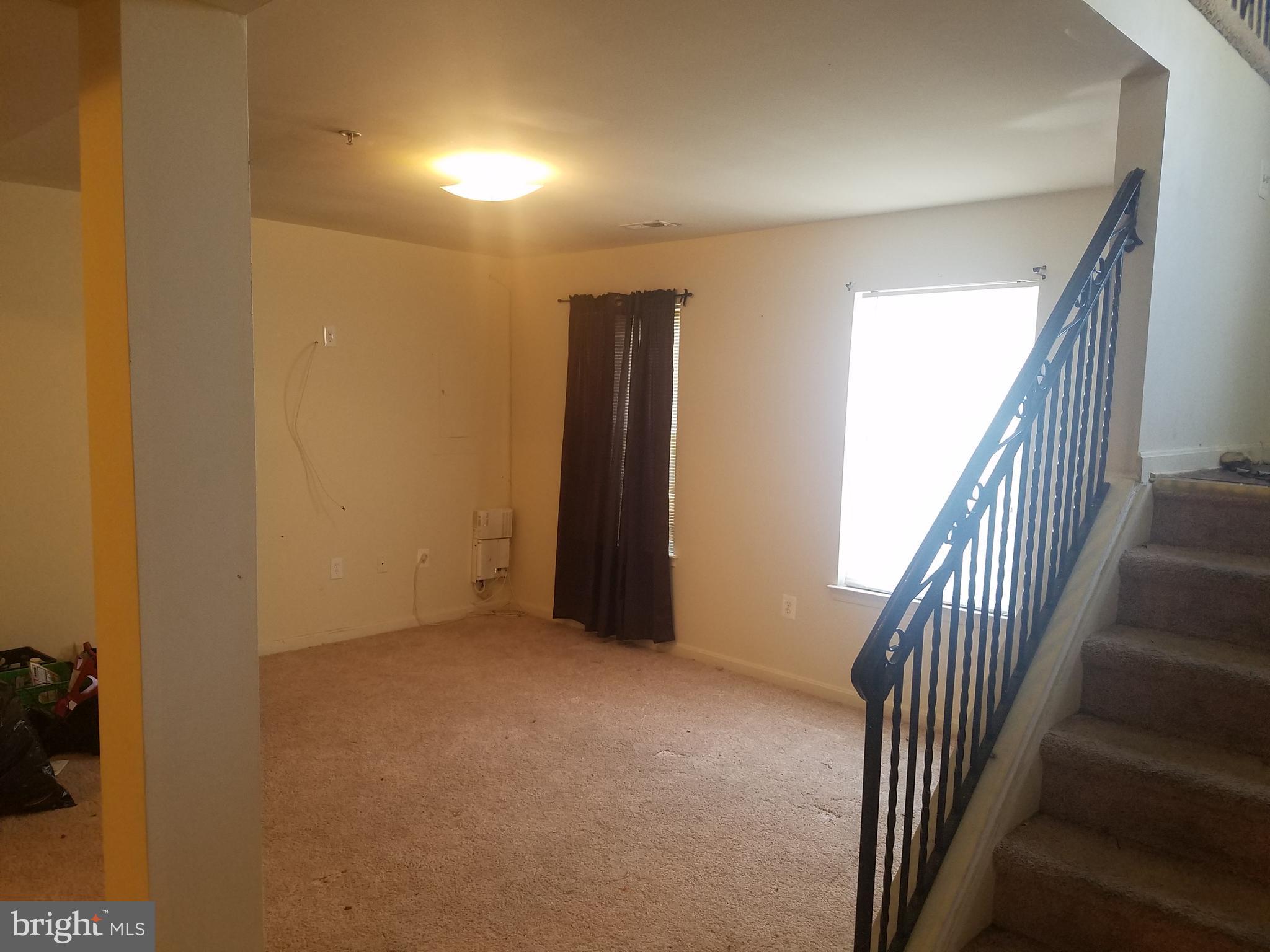 6605 Poplar Road Morningside, MD 20746 - Photo 12 of 19 Family Room