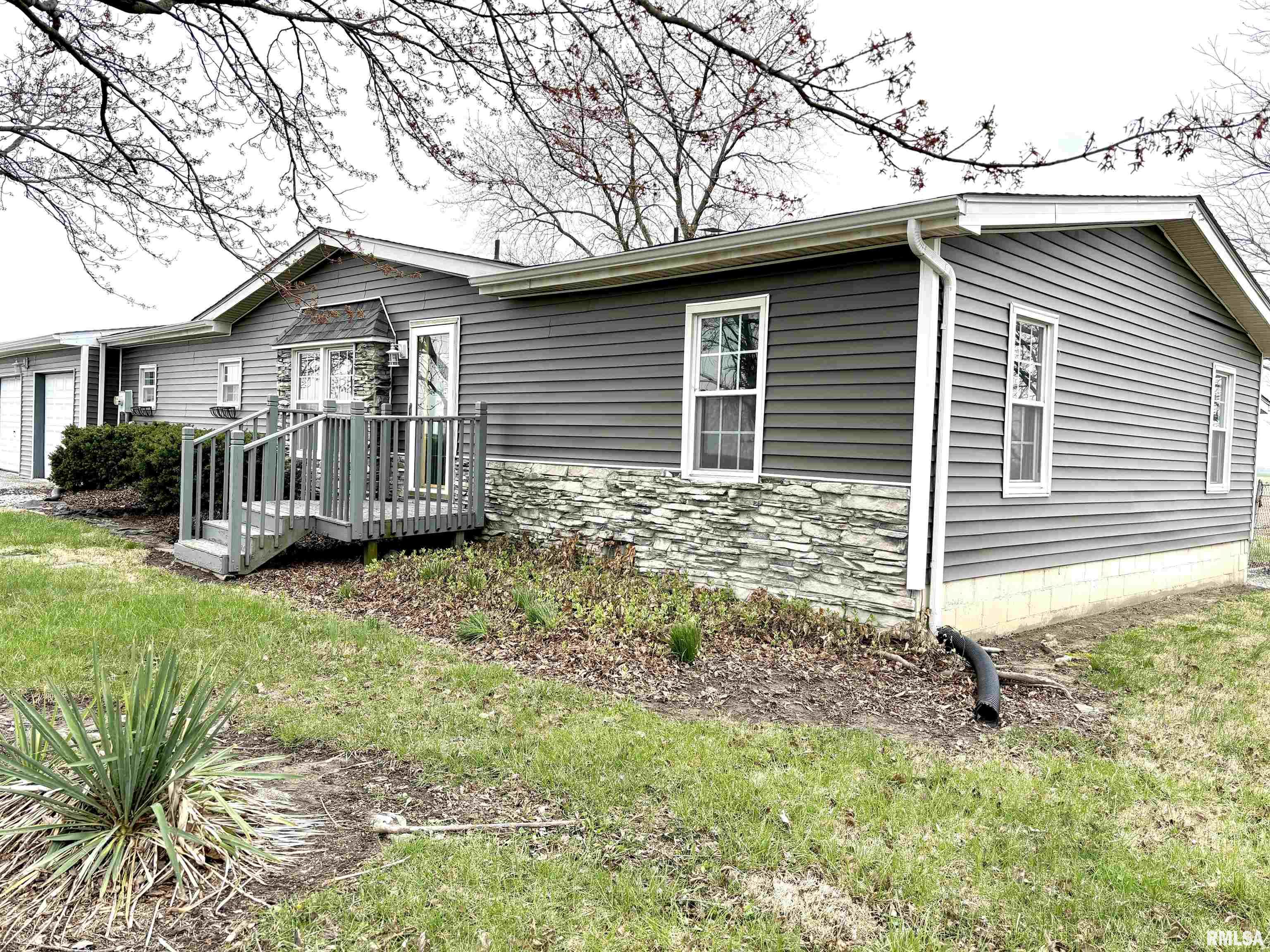 291 South Main Street Hoyleton, IL 62803 - Photo 1 of 17 Gallery Image 1