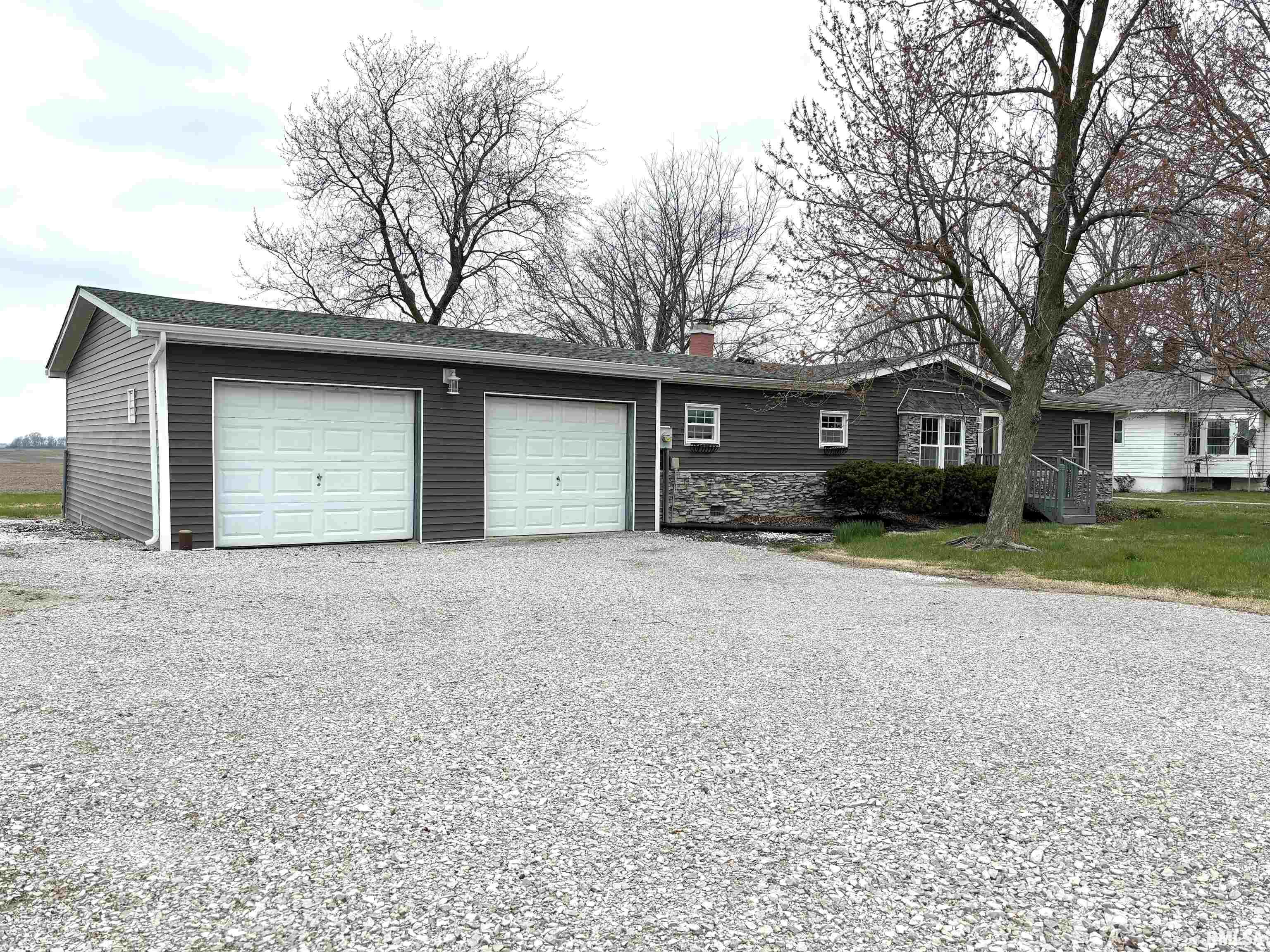 291 South Main Street Hoyleton, IL 62803 - Photo 3 of 17 Gallery Image 3