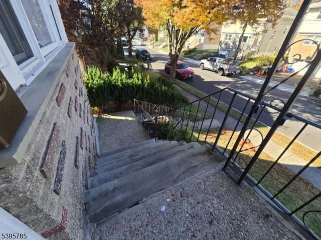 $3,250 | 229 Lakewood Drive, Unit 2, Bloomfield, NJ 07003