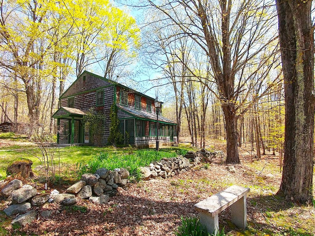 507 County Road Hillsborough, NH 03244 - Photo 2 of 22