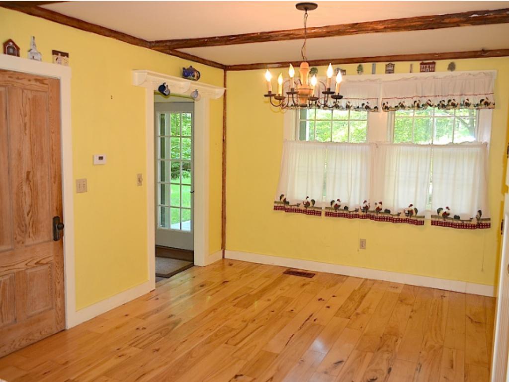 507 County Road Hillsborough, NH 03244 - Photo 5 of 22