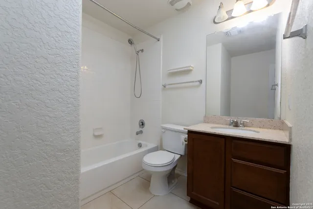 $223,000 | 7430 Bluebonnet Bay, San Antonio, TX 78218