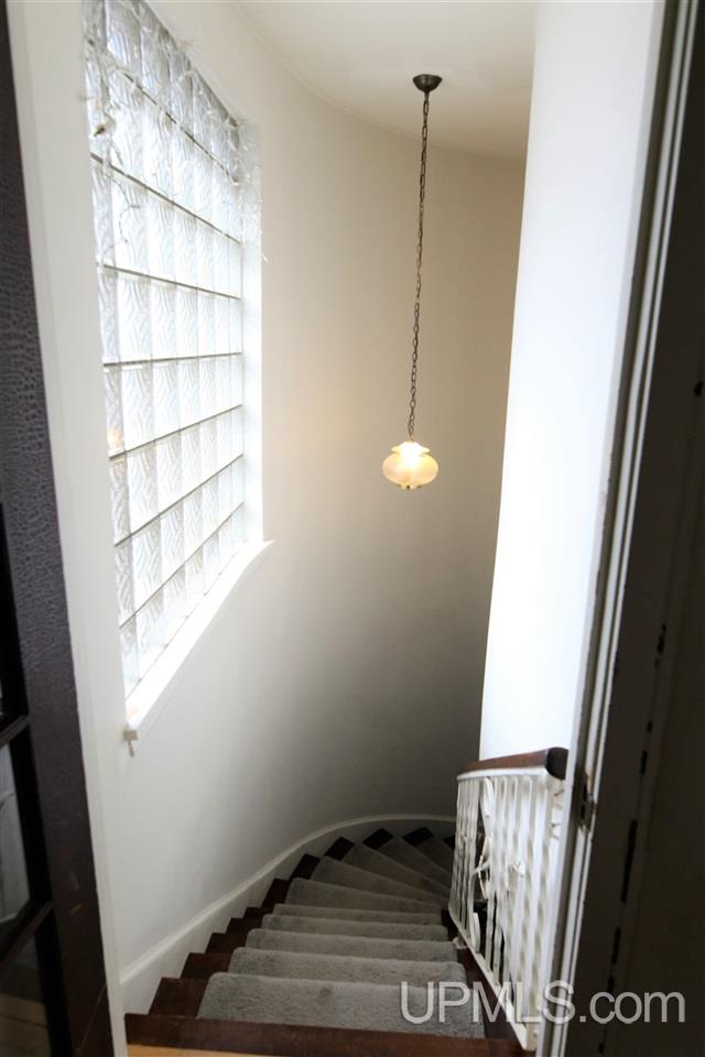 636 East Division Street Ishpeming, MI 49849 - Photo 20 of 43