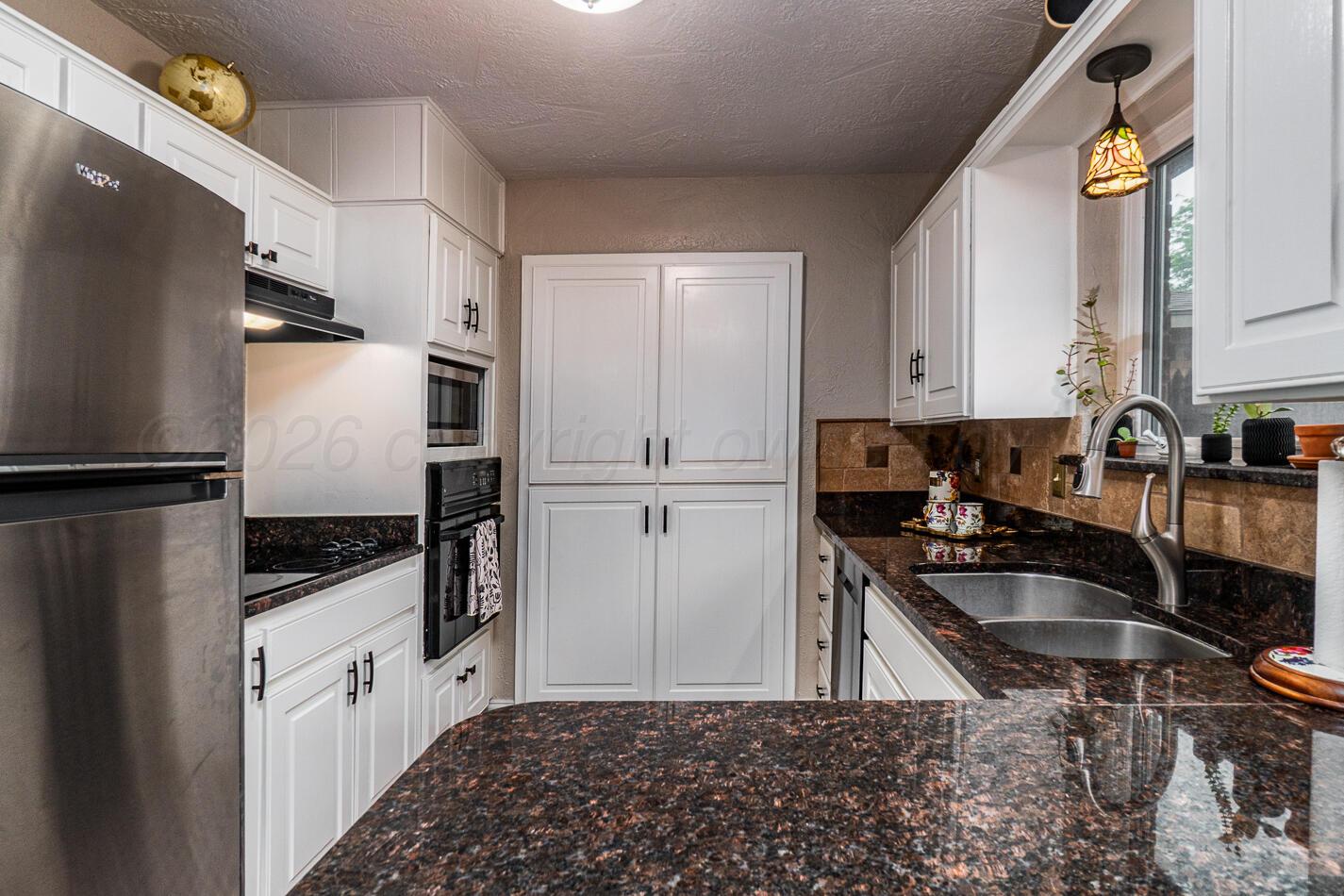 8205 Goodnight Trail Amarillo, TX 79110 - Photo 10 of 24 8205_Goodnight Trl-27