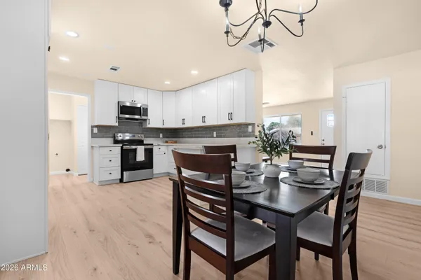 $425,000 | 2573 East Commonwealth Circle, Chandler, AZ 85225
