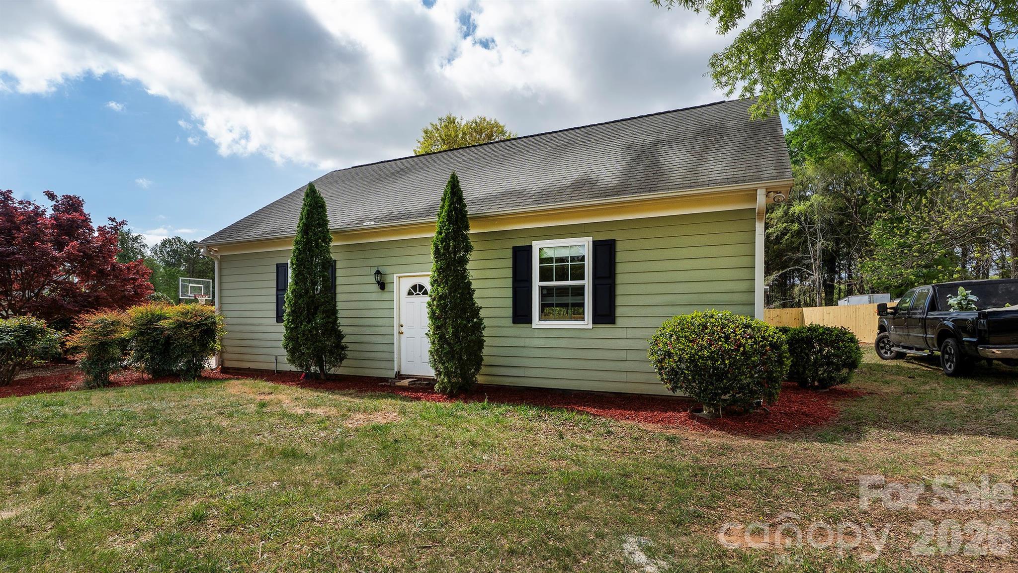 8219 Starnes Randall Road Charlotte, NC 28215 - Photo 40 of 42