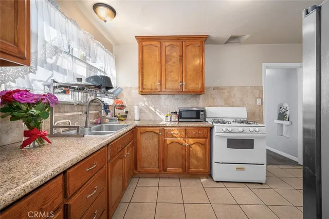 $899,900 | 6050 Northside Drive, East Los Angeles, CA 90022