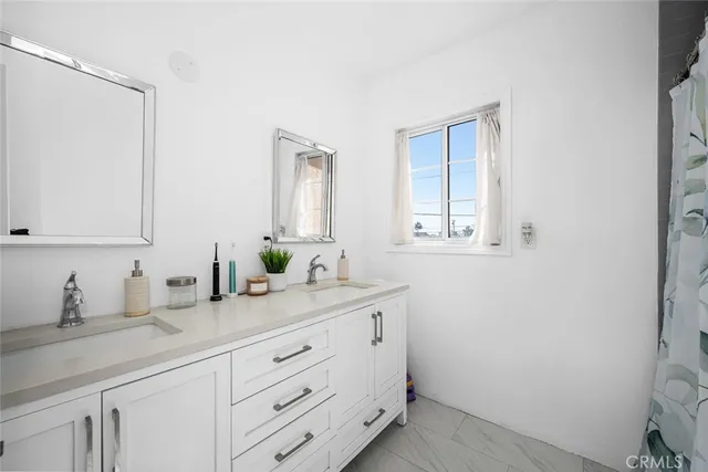 $899,900 | 6050 Northside Drive, East Los Angeles, CA 90022