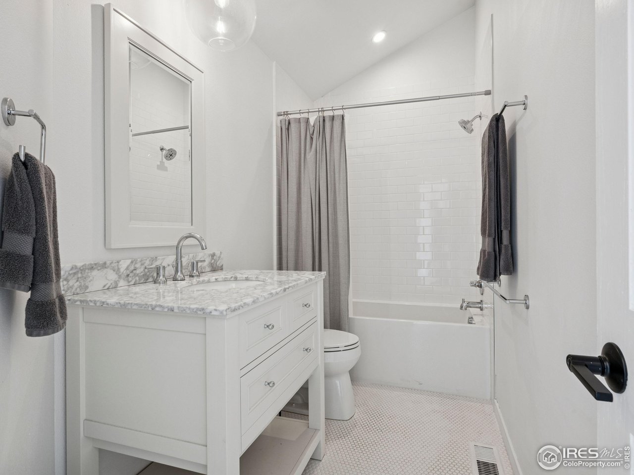 650 12th Street Boulder, CO 80302 - Photo 25 of 50 Upper Level Guest Bathroom
