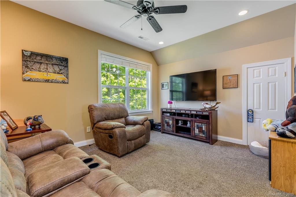 1035 Hunters Run Drive Tega Cay, SC 29708 - Photo 21 of 27 Gallery Image 21