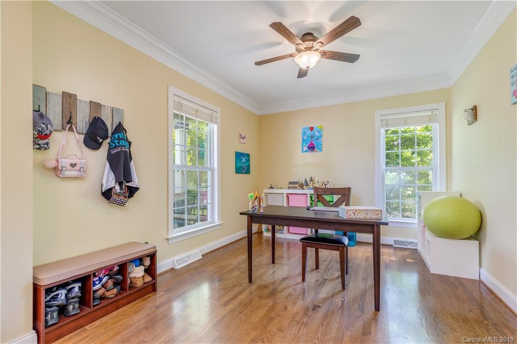 1035 Hunters Run Drive Tega Cay, SC 29708 - Photo 6 of 27 Gallery Image 6