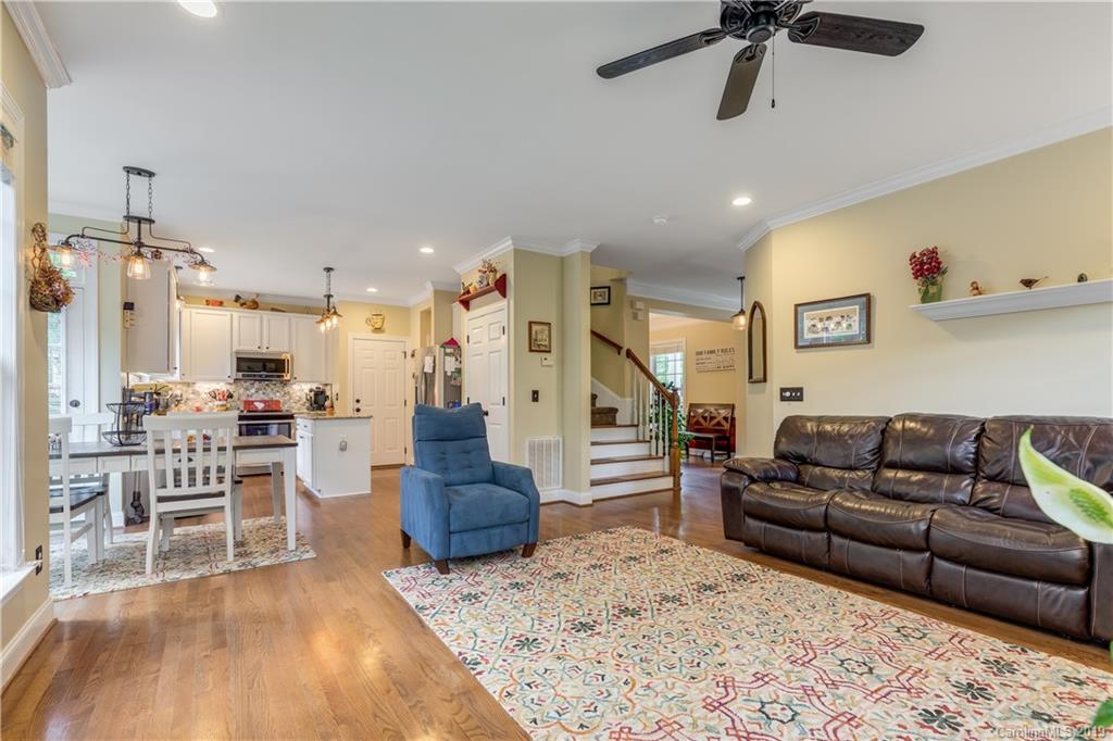 1035 Hunters Run Drive Tega Cay, SC 29708 - Photo 8 of 27 Gallery Image 8