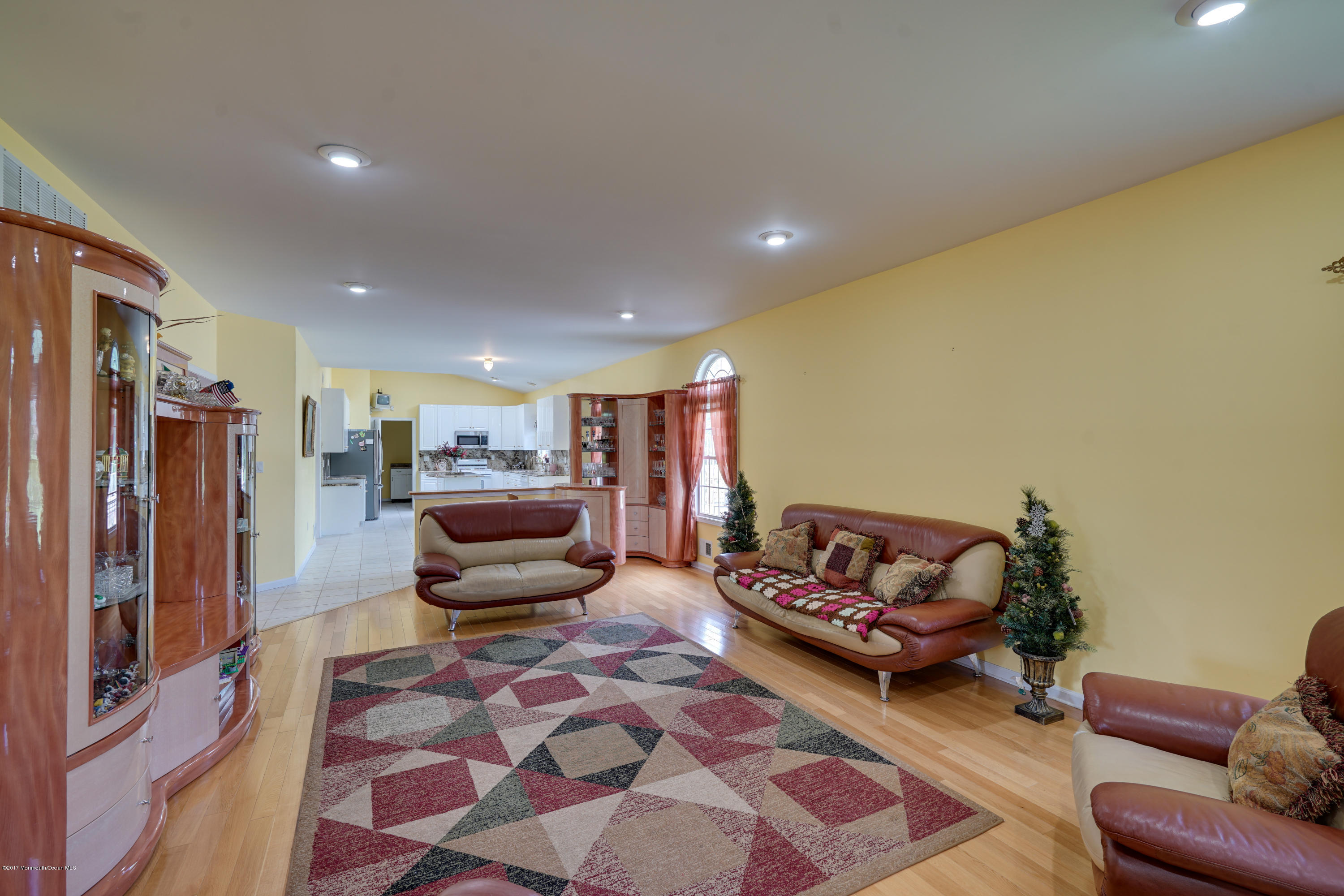 12 Leiden Road Freehold, NJ 07728 - Photo 8 of 43 Slav - 12 Leiden Road Freehold-18