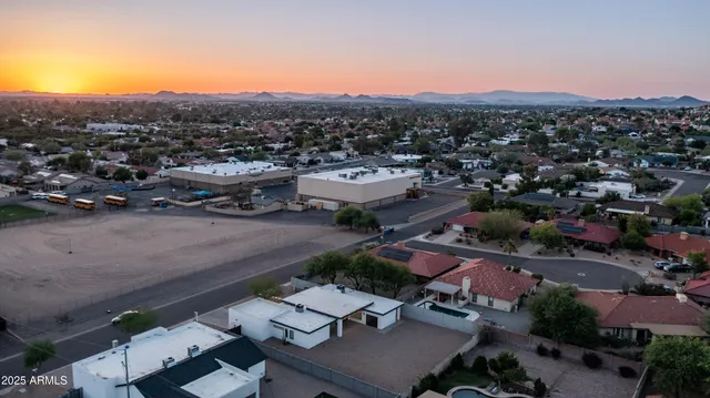 $5,500 | 14025 North 11th Place, Phoenix, AZ 85022