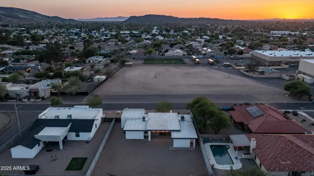 $5,500 | 14025 North 11th Place, Phoenix, AZ 85022