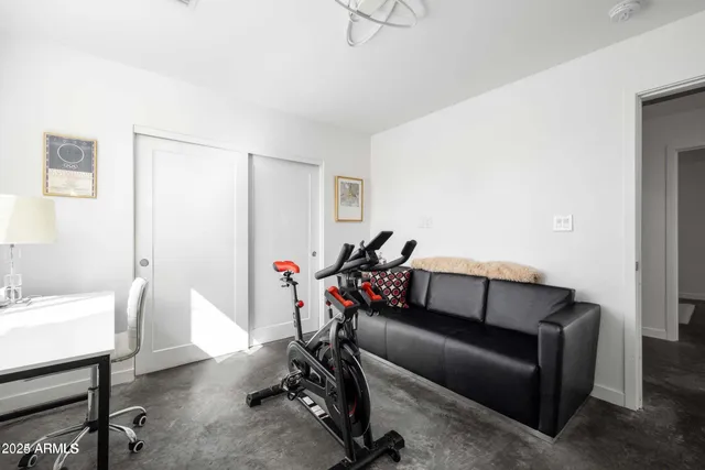 $5,500 | 14025 North 11th Place, Phoenix, AZ 85022