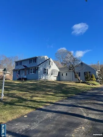 $3,650 | 404 Stonetown Road, Ringwood, NJ 07456