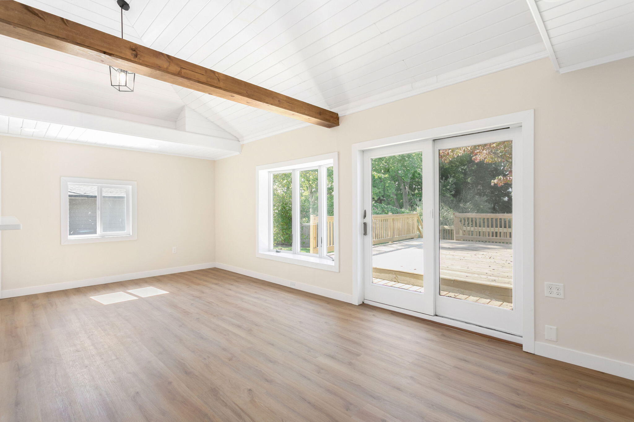 3118 Cleveland Avenue St. Joseph, MI 49085 - Photo 3 of 29 5-web-or-mls-001 (5)