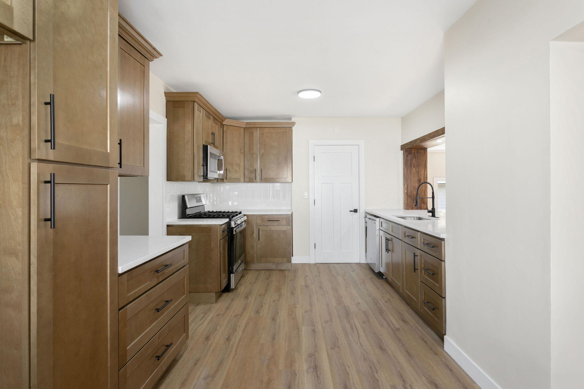 3118 Cleveland Avenue St. Joseph, MI 49085 - Photo 5 of 29 9-web-or-mls-001 (9)