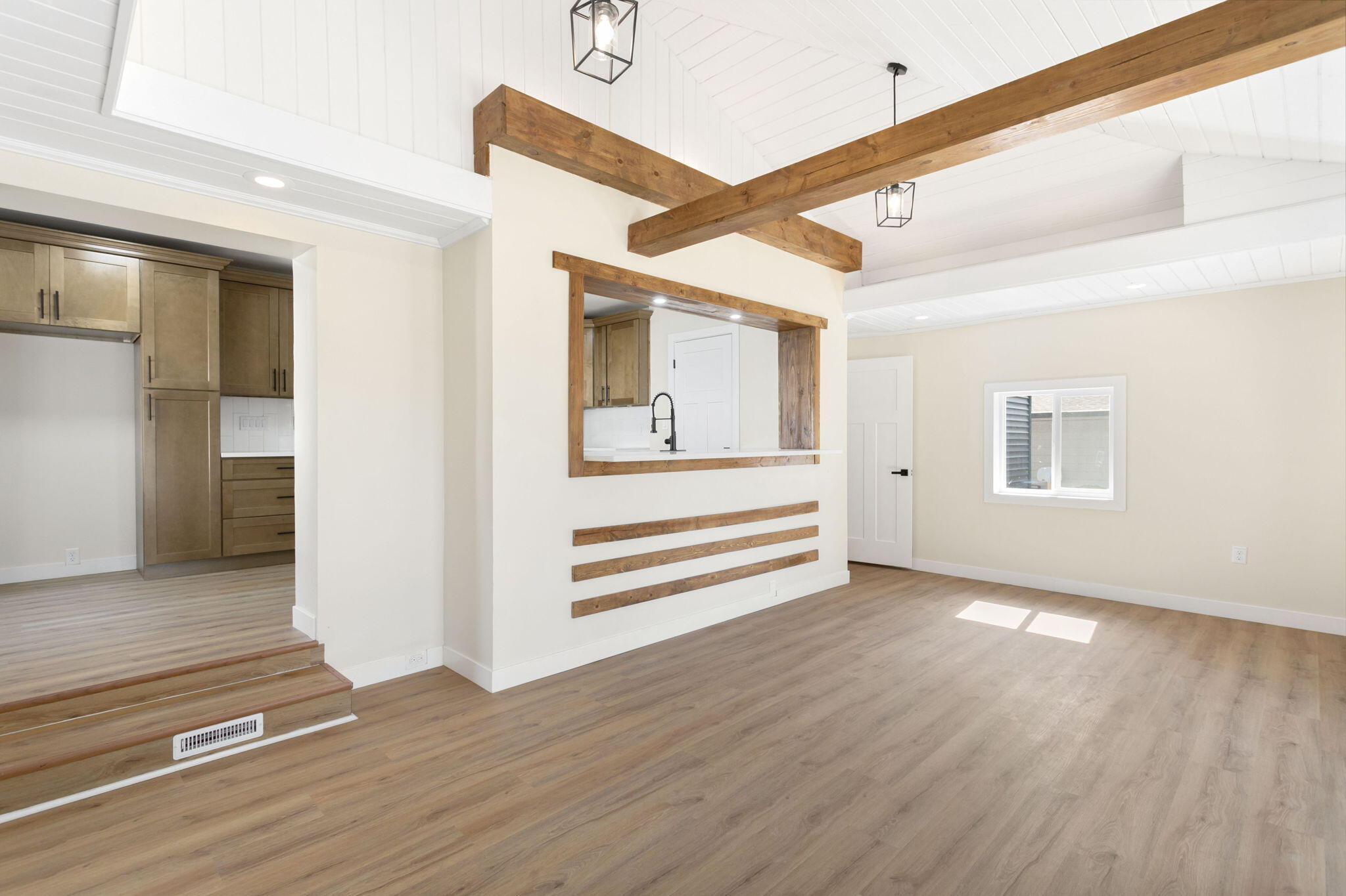 3118 Cleveland Avenue St. Joseph, MI 49085 - Photo 8 of 29 8-web-or-mls-001 (8)