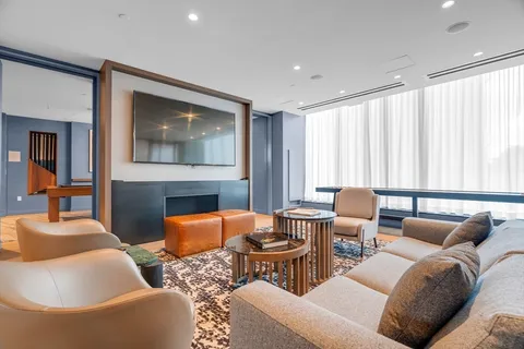 $2,995,000 | 380 Harrison Avenue, Unit PH2K, Boston, MA 02118