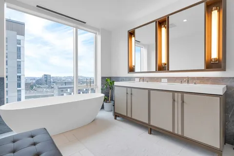 $2,995,000 | 380 Harrison Avenue, Unit PH2K, Boston, MA 02118