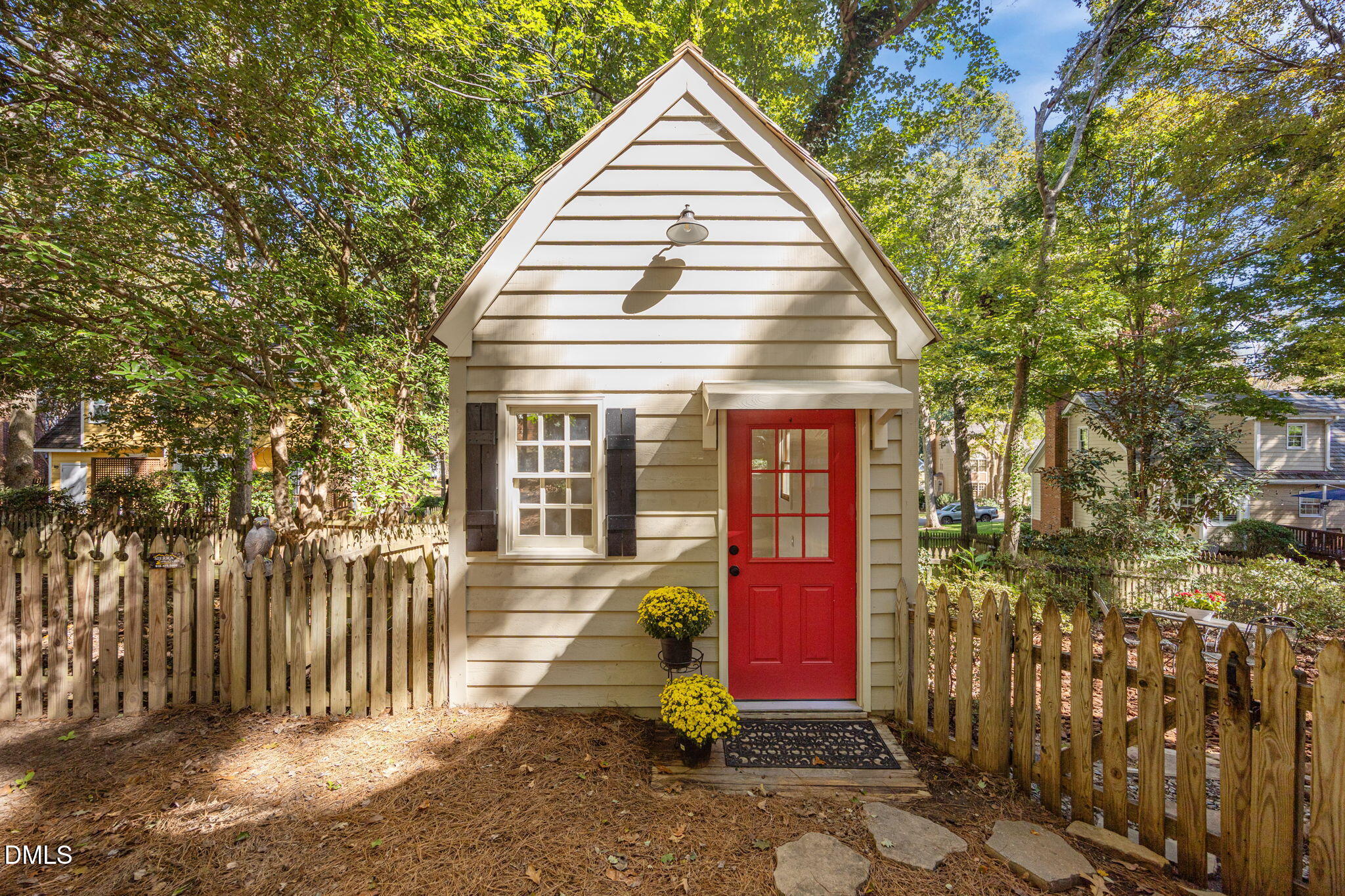 2204 Middlefield Court Raleigh, NC 27615 - Photo 33 of 36 8-web-or-mls-IMG_4508
