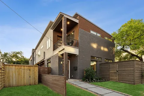 $870,000 | 4327 Cabell Drive, Dallas, TX 75204