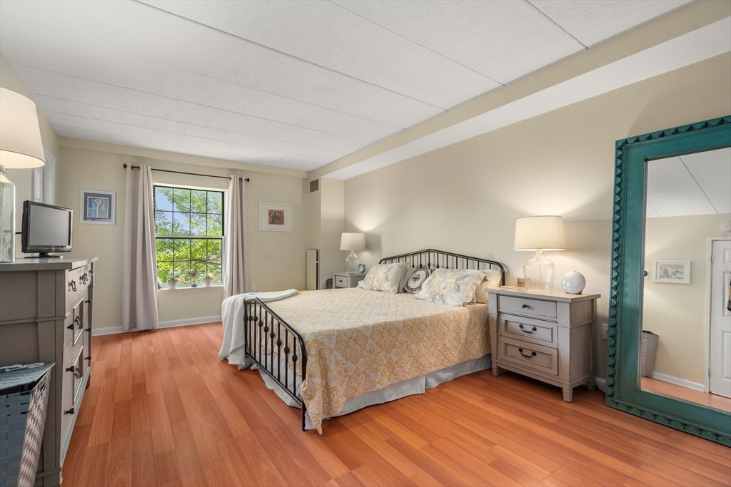 200 Captains Row, Unit 408 Chelsea, MA 02150 - Photo 8 of 19