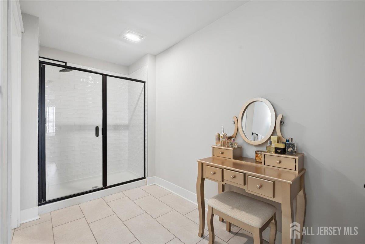 24 Depot Way Dunellen, NJ 08812 - Photo 16 of 29