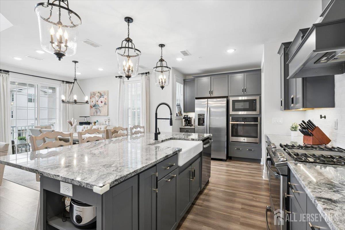 24 Depot Way Dunellen, NJ 08812 - Photo 5 of 29