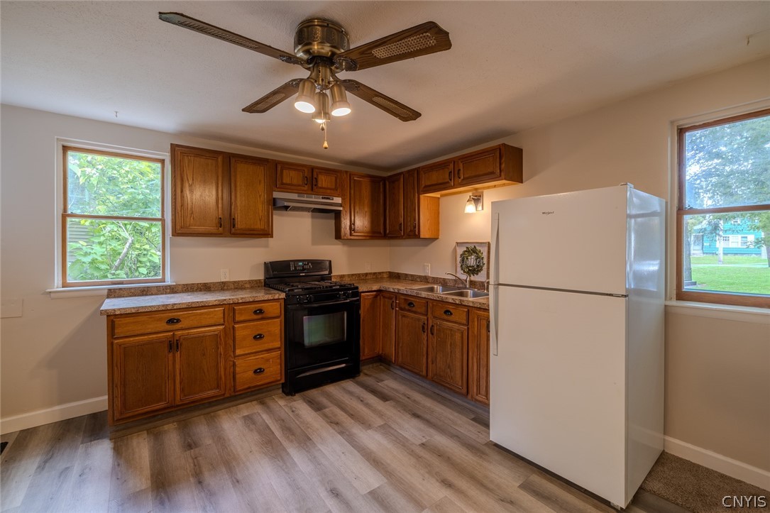 1406 Butternut Street Syracuse, NY 13208 - Photo 5 of 42