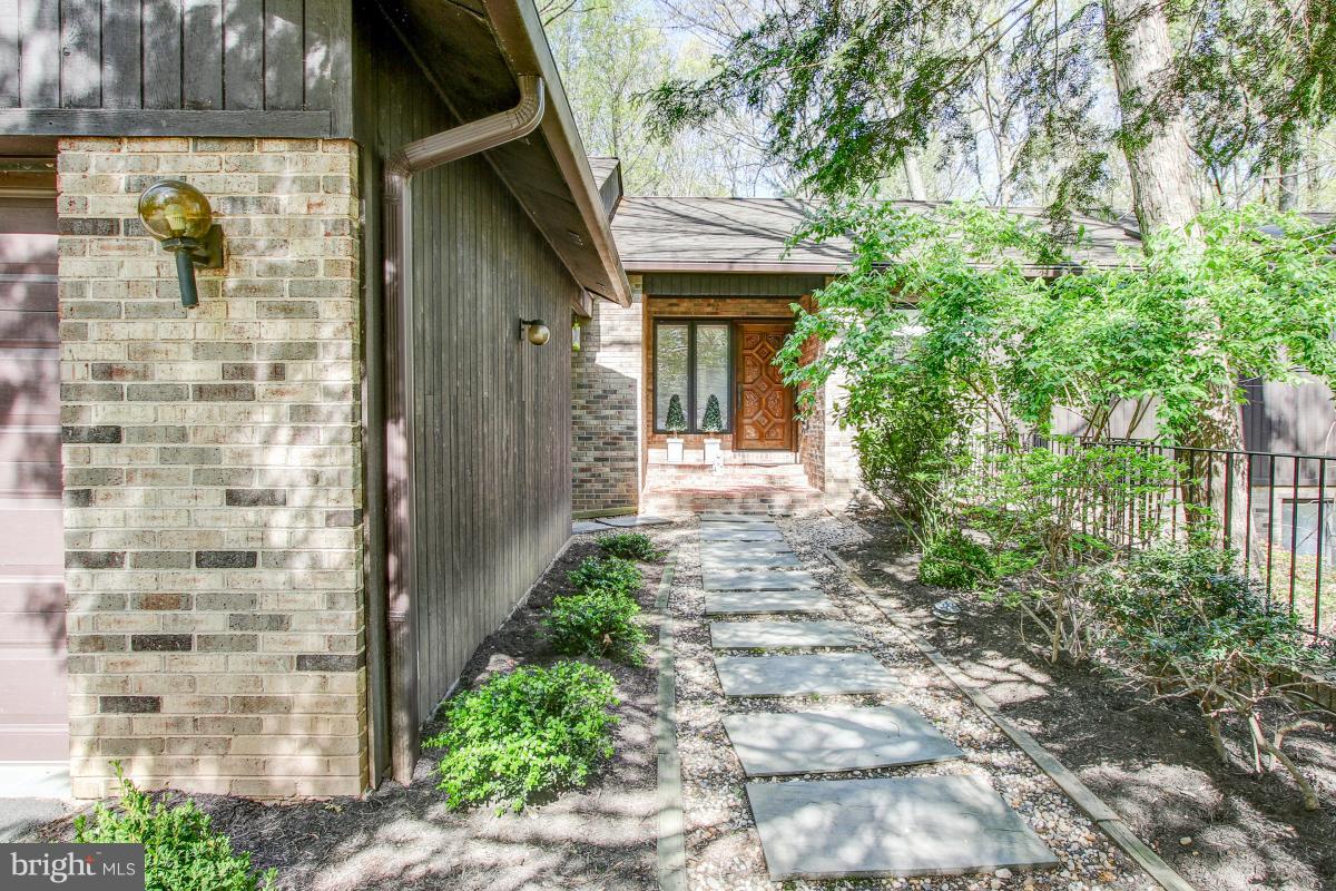 2274 Crows Nest Lane Reston, VA 20191 - Photo 3 of 30 Tucked among trees for ample privacy