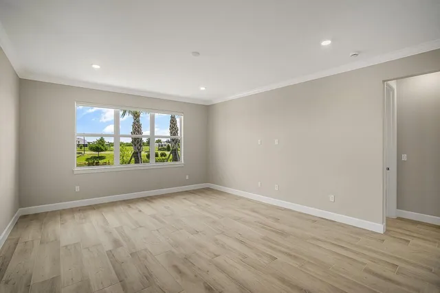 $4,000 | 8360 Beagle Terrace, Vero Beach, FL 32967