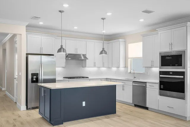 $4,000 | 8360 Beagle Terrace, Vero Beach, FL 32967